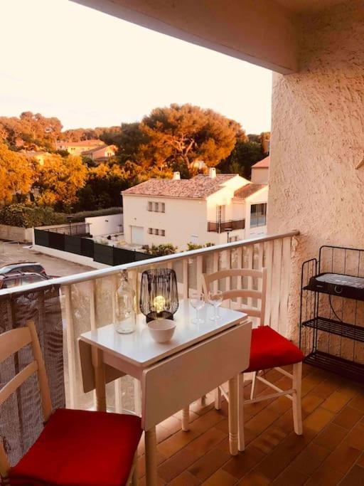 Au Calme A 2min Parking Balcon Wifi Clim! Six-Fours-les-Plages